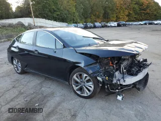 2019 Honda Clarity Plug-In Hybrid with VIN JHMZC5F12KC000237, listed as a Copart auction lot 74776494 with 0 mi miles and Salvage Title. Bid and sale history available at carsss.com. Image 4.