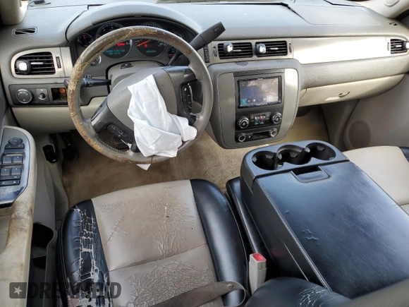 2008 Chevrolet Avalanche LS z VIN 3GNEC120X8G143925, wystawiony jako Copart lot #80324424 z przebiegiem 297 310 mil mil oraz Szkoda całkowita • Salvage title. Historia ofert i sprzedaży dostępna na DreamBid. Obrazek 8.