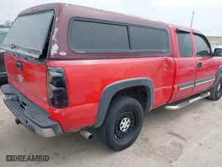 2006 Chevrolet Silverado 1500 LS with VIN 1GCEC19V66Z217817, listed as a IAAI auction lot 41924306 with 274,685 mi miles. Bid and sale history available at carsss.com. Image 4.