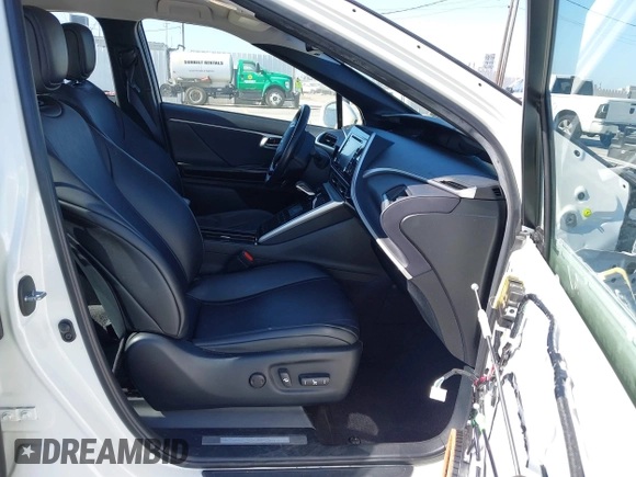 2019 Toyota Mirai with VIN JTDBVRBD4KA006749, listed as a IAAI auction lot 42287199 with 70,677 mi miles and . Bid and sale history available at DreamBid. Image 5.