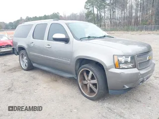 2009 Chevrolet Suburban LTZ with VIN 1GNFK36379R218105, listed as a IAAI auction lot 41786950 with 191,431 mi miles. Bid and sale history available at carsss.com. Image 1.