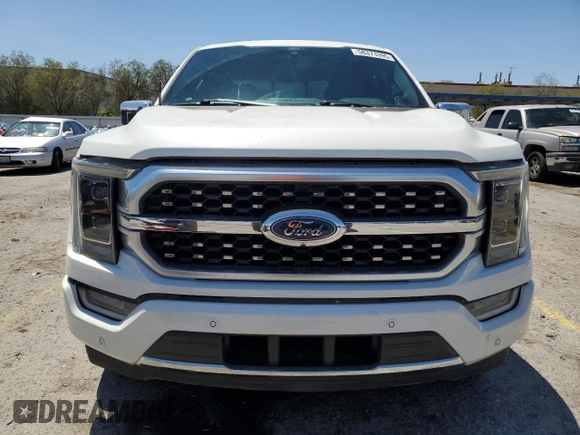 2021 Ford F-150 XL with VIN 1FTFW1CD7MFA89727, listed as a Copart auction lot 58373395 with 43,757 mi miles and Salvage title. Bid and sale history available at DreamBid. Image 5.