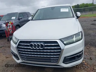 2019 Audi Q7 Premium Plus z VIN WA1LAAF71KD031123, wystawiony jako IAAI lot #41953574 z przebiegiem 48 999 mil mil oraz . Historia ofert i sprzedaży dostępna na DreamBid. Obrazek 13.