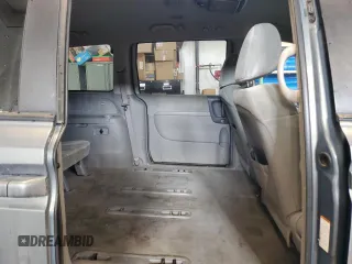 2007 Kia Sedona LX with VIN KNDMB233876120696, listed as a Copart auction lot 43963915 with 304,027 mi miles and Salvage Title. Bid and sale history available at carsss.com. Image 11.