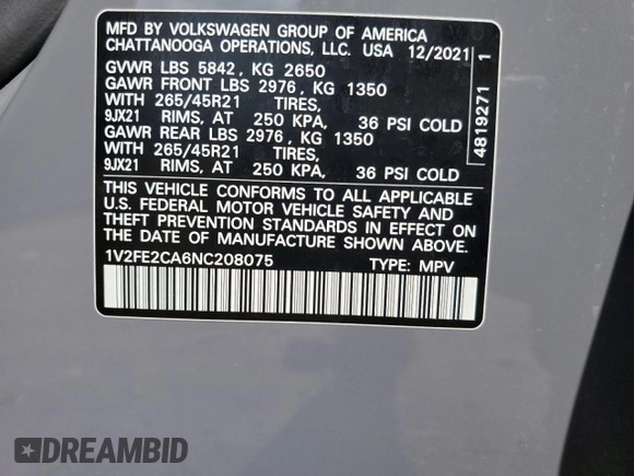 2022 Volkswagen Atlas SEL Premium R-Line z VIN 1V2FE2CA6NC208075, wystawiony jako Copart lot #61215525 z przebiegiem 56 441 mil mil oraz Szkoda całkowita • Salvage title. Historia ofert i sprzedaży dostępna na DreamBid. Obrazek 13.