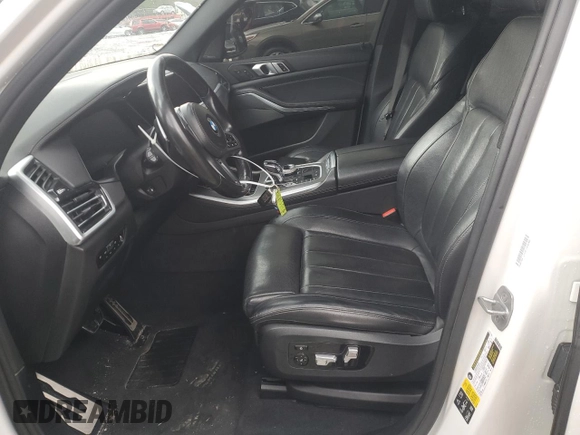 2020 BMW X5 M50i with VIN 5UXJU4C02L9C46464, listed as a Copart auction lot 43455805 with 89,337 mi miles and Salvage Title. Bid and sale history available at DreamBid. Image 7.