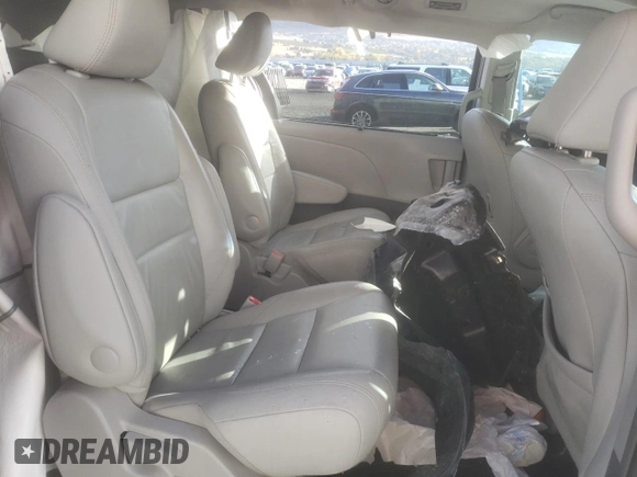 2017 Toyota Sienna XLE with VIN 5TDDZ3DC9HS184439, listed as a Copart auction lot 78056444 with Not provided miles and Salvage title. Bid and sale history available at DreamBid. Image 11.