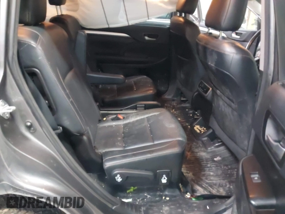 2018 Toyota Highlander SE with VIN 5TDJZRFH5JS902363, listed as a IAAI auction lot 41436569 with 82,905 mi miles and . Bid and sale history available at DreamBid. Image 8.