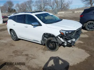 2020 GMC Terrain Denali with VIN 3GKALXEX7LL337125, listed as a IAAI auction lot 41642984 with 35,157 mi miles and . Bid and sale history available at DreamBid. Image 1.