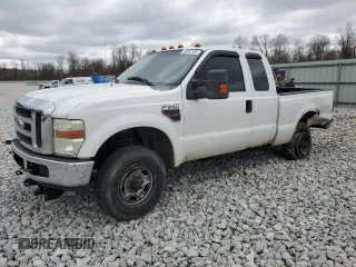 2008 Ford Super Duty F-250 SRW XL with VIN 1FTSX21R88EA37468, listed as a Copart auction lot 53262105 with 174,210 mi miles and Salvage Title. Bid and sale history available at carsss.com. Image 1.