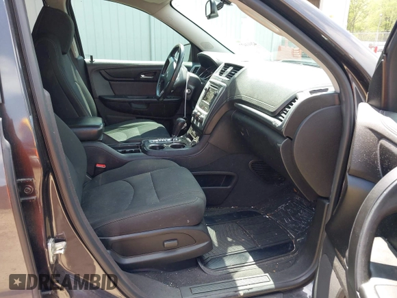 2014 GMC Acadia SLE with VIN 1GKKRPKD3EJ105743, listed as a IAAI auction lot 42014437 with 257,460 mi miles. Bid and sale history available at carsss.com. Image 5.
