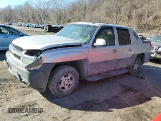 2005 Chevrolet Avalanche Z71 with VIN 3GNEK12Z35G119527, listed as a Copart auction lot 47323295 with 180,520 mi miles and Clean Title. Bid and sale history available at carsss.com. Image 1.