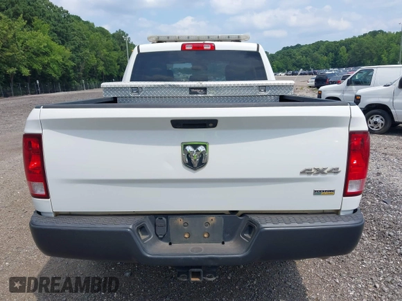 2018 Ram 1500 Express with VIN 1C6RR7FG2JS282729, listed as a IAAI auction lot 42546823 with 194,517 mi miles and . Bid and sale history available at DreamBid. Image 16.