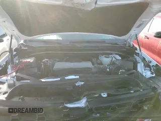 2024 Chevrolet Tahoe Z71 z VIN 1GNSKPKD8RR129132, wystawiony jako Copart lot #61062195 z przebiegiem 15 636 mil mil oraz Szkoda całkowita • Salvage title. Historia ofert i sprzedaży dostępna na DreamBid. Obrazek 14.