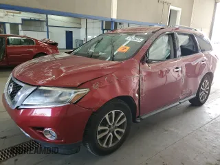 2016 Nissan Pathfinder Platinum with VIN 5N1AR2MM0GC601433, listed as a Copart auction lot 47459415 with 135,955 mi miles and Salvage Title. Bid and sale history available at carsss.com. Image 1.