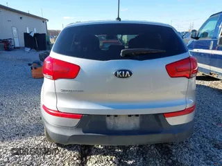 2015 Kia Sportage LX with VIN KNDPBCAC3F7789828, listed as a IAAI auction lot 41803744 with 126,002 mi miles and . Bid and sale history available at carsss.com. Image 17.