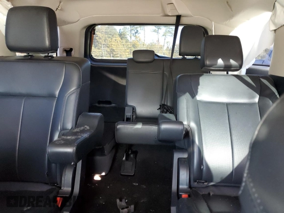 2023 Ford Expedition XLT with VIN 1FMJU1H85PEA23677, listed as a Copart auction lot 84255484 with 0 mi miles and Salvage Title. Bid and sale history available at carsss.com. Image 10.