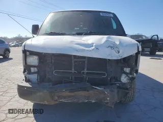 2013 Chevrolet Express Cargo z VIN 1GCWGFBA3D1141367, wystawiony jako Copart lot #46485055 z przebiegiem 338 309 mil mil oraz Czysty tytuł • Clean title. Historia ofert i sprzedaży dostępna na DreamBid. Obrazek 5.