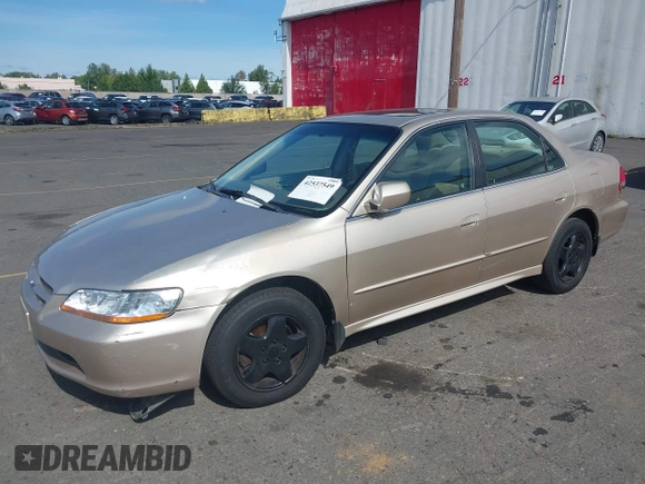 2001 Honda Accord EX с VIN 1HGCG16521A005814, выставлен на аукционе IAAI как лот 42537549 с пробегом Не указан миль и . История ставок и продаж доступна на DreamBid. Изображение 2.