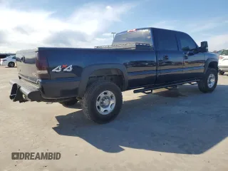 2006 GMC Sierra 3500 SRW SLE2 z VIN 1GTHK33D06F144800, wystawiony jako Copart lot #82736454 z przebiegiem 221 034 mil mil oraz Szkody całkowita. Historia ofert i sprzedaży dostępna na DreamBid. Obrazek 3.