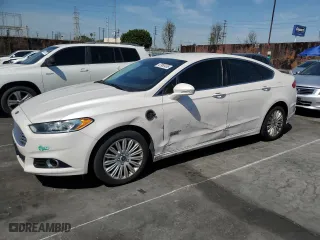 2014 Ford Fusion Energi Titanium with VIN 3FA6P0SU8ER383091, listed as a Copart auction lot 47980465 with 185,241 mi miles and Salvage Title. Bid and sale history available at carsss.com. Image 1.
