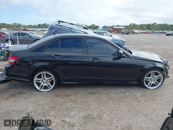2009 Mercedes-Benz C-Class 3.5L Sport with VIN WDDGF56X89R046740, listed as a IAAI auction lot 41931300 with 150,627 mi miles. Bid and sale history available at carsss.com. Image 13.