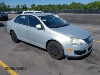 2010 Volkswagen Jetta S with VIN 3VWJX7AJ9AM078949, listed as a IAAI auction lot 41981568 with 180,225 mi miles and . Bid and sale history available at DreamBid. Image 1.