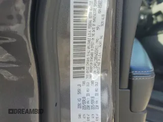 2017 Jeep Cherokee Limited z VIN 1C4PJLDB8HW522411, wystawiony jako Copart lot #55209455 z przebiegiem 216 690 mil mil oraz Szkoda całkowita • Salvage title. Historia ofert i sprzedaży dostępna na DreamBid. Obrazek 12.