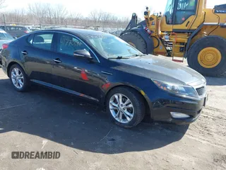 2013 Kia Optima EX with VIN 5XXGN4A74DG204243, listed as a IAAI auction lot 41770086 with 197,019 mi miles. Bid and sale history available at carsss.com. Image 1.