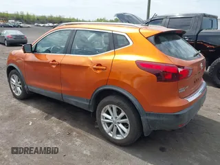 2017 Nissan Rogue SL with VIN JN1BJ1CR2HW103602, listed as a IAAI auction lot 42124914 with 59,780 mi miles and . Bid and sale history available at DreamBid. Image 3.