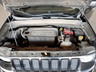 2021 Jeep Renegade Jeepster with VIN ZACNJCAB3MPM24919, listed as a Copart auction lot 87417404 with 90,257 mi miles and Salvage title. Bid and sale history available at DreamBid. Image 11.