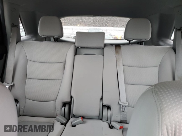 2013 Kia Sorento LX with VIN 5XYKTDA28DG338933, listed as a Copart auction lot 43391775 with 154,349 mi miles and Clean Title. Bid and sale history available at carsss.com. Image 10.