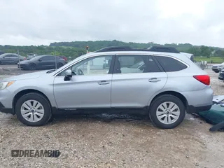 2017 Subaru Outback Premium z VIN 4S4BSACC9H3260921, wystawiony jako IAAI lot #42478160 z przebiegiem 158 703 mil mil oraz . Historia ofert i sprzedaży dostępna na DreamBid. Obrazek 15.