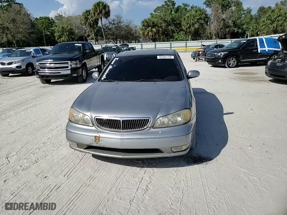 2000 Infiniti I30 Luxury with VIN JNKCA31A0YT123308, listed as a Copart auction lot 45205155 with 117,012 mi miles and Salvage Title. Bid and sale history available at carsss.com. Image 10.