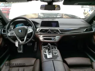 2019 BMW 7 Series 740i with VIN WBA7E2C57KB217178, listed as a Copart auction lot 44289243 with 0 mi miles. Bid and sale history available at carsss.com. Image 8.