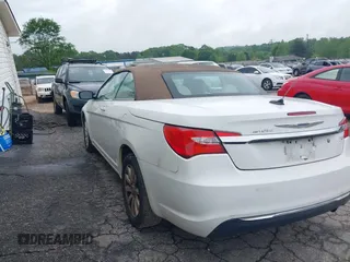 2012 Chrysler 200 Touring with VIN 1C3BCBEB1CN168649, listed as a IAAI auction lot 42111699 with 190,818 mi miles and . Bid and sale history available at DreamBid. Image 3.