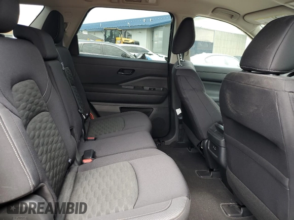 2024 Nissan Pathfinder S z VIN 5N1DR3AC1RC243826, wystawiony jako Copart lot #61145195 z przebiegiem 3 277 mil mil oraz Szkoda całkowita • Salvage title. Historia ofert i sprzedaży dostępna na DreamBid. Obrazek 11.