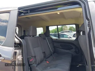 2017 Ford Transit Connect XLT z VIN NM0GE9F74H1293557, wystawiony jako IAAI lot #42682494 z przebiegiem 47 530 mil mil oraz . Historia ofert i sprzedaży dostępna na DreamBid. Obrazek 8.