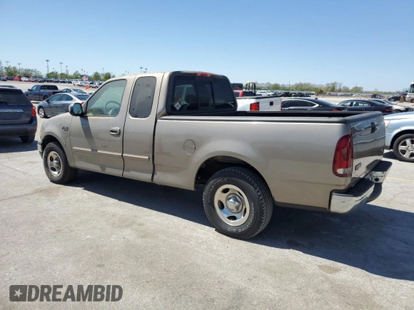 2002 Ford F-150 XL with VIN 1FTRX17292NB68323, listed as a Copart auction lot 53241195 with 0 mi miles and Clean Title. Bid and sale history available at carsss.com. Image 2.
