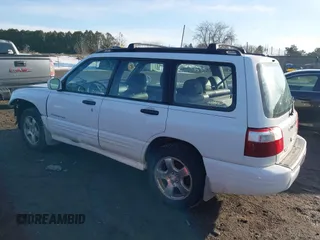 2002 Subaru Forester S w/Premium Pkg with VIN JF1SF65662H739973, listed as a IAAI auction lot 41731564 with 122,452 mi miles. Bid and sale history available at carsss.com. Image 3.