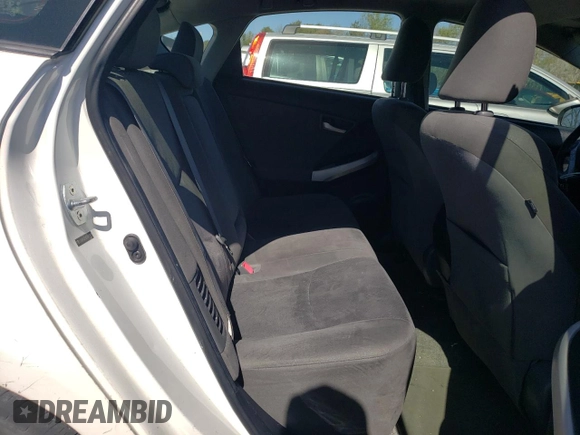 2012 Toyota Prius z VIN JTDKN3DP0C3010503, wystawiony jako Copart lot #54750935 z przebiegiem 126 166 mil mil oraz Czysty tytuł • Clean title. Historia ofert i sprzedaży dostępna na DreamBid. Obrazek 10.