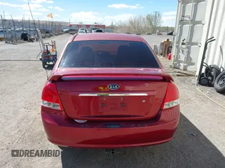 2008 Kia Spectra EX with VIN KNAFE121385509258, listed as a IAAI auction lot 41775275 with 174,102 mi miles. Bid and sale history available at carsss.com. Image 16.