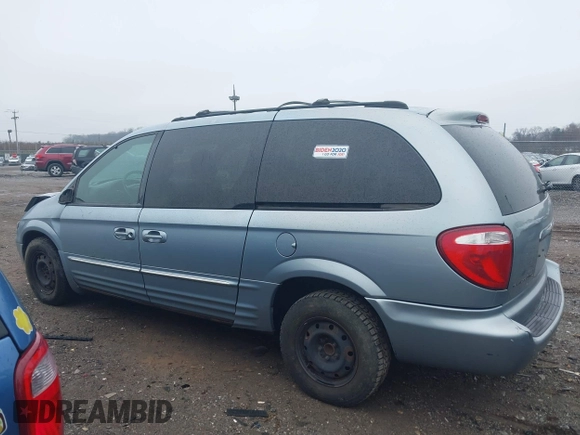 2004 Chrysler Town & Country Touring with VIN 2C4GP54L54R585259, listed as a IAAI auction lot 41934045 with 211,376 mi miles and . Bid and sale history available at DreamBid. Image 14.