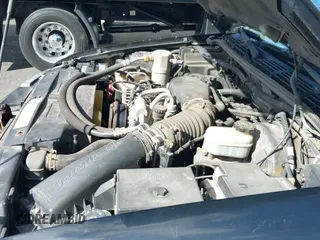 2000 Chevrolet Blazer LS with VIN 1GNDT13W5Y2354621, listed as a IAAI auction lot 43413453 with 140,756 mi miles and . Bid and sale history available at DreamBid. Image 14.