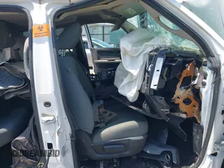 2018 Ram 2500 Tradesman with VIN 3C6UR5HL0JG296354, listed as a IAAI auction lot 42290037 with Not provided miles and . Bid and sale history available at DreamBid. Image 5.