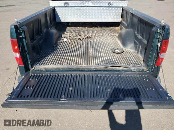 2007 Ford F-150 XL with VIN 1FTRF14W27KC10057, listed as a Copart auction lot 72533404 with 189,688 mi miles and Clean title. Bid and sale history available at DreamBid. Image 10.