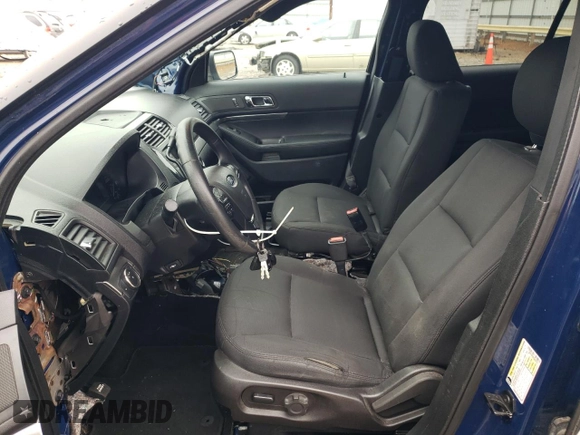 2017 Ford Police Interceptor Utility с VIN 1FM5K8AR8HGA36853, выставлен на аукционе Copart как лот 60614205 с пробегом 97 650 миль миль и Списание • Salvage title. История ставок и продаж доступна на DreamBid. Изображение 7.