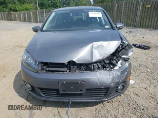 2014 Volkswagen Golf TDI w/Sunroof & Nav с VIN WVWDM7AJ7EW006825, выставлен на аукционе IAAI как лот 42505465 с пробегом 81 833 миль миль и . История ставок и продаж доступна на DreamBid. Изображение 13.
