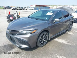 2021 Toyota Camry SE Nightshade with VIN 4T1G11AK3MU457011, listed as a IAAI auction lot 41952841 with 33,032 mi miles. Bid and sale history available at carsss.com. Image 20.
