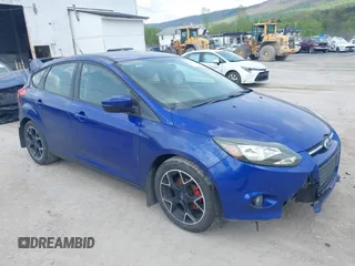 2013 Ford Focus SE with VIN 1FADP3K20DL240558, listed as a IAAI auction lot 42125088 with 261,358 mi miles and . Bid and sale history available at carsss.com. Image 1.